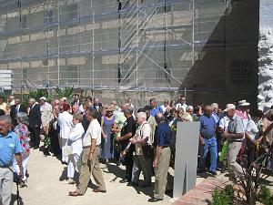 commemoration du MASSACRE du 5 juillet 1962  au mur des disparus 028
